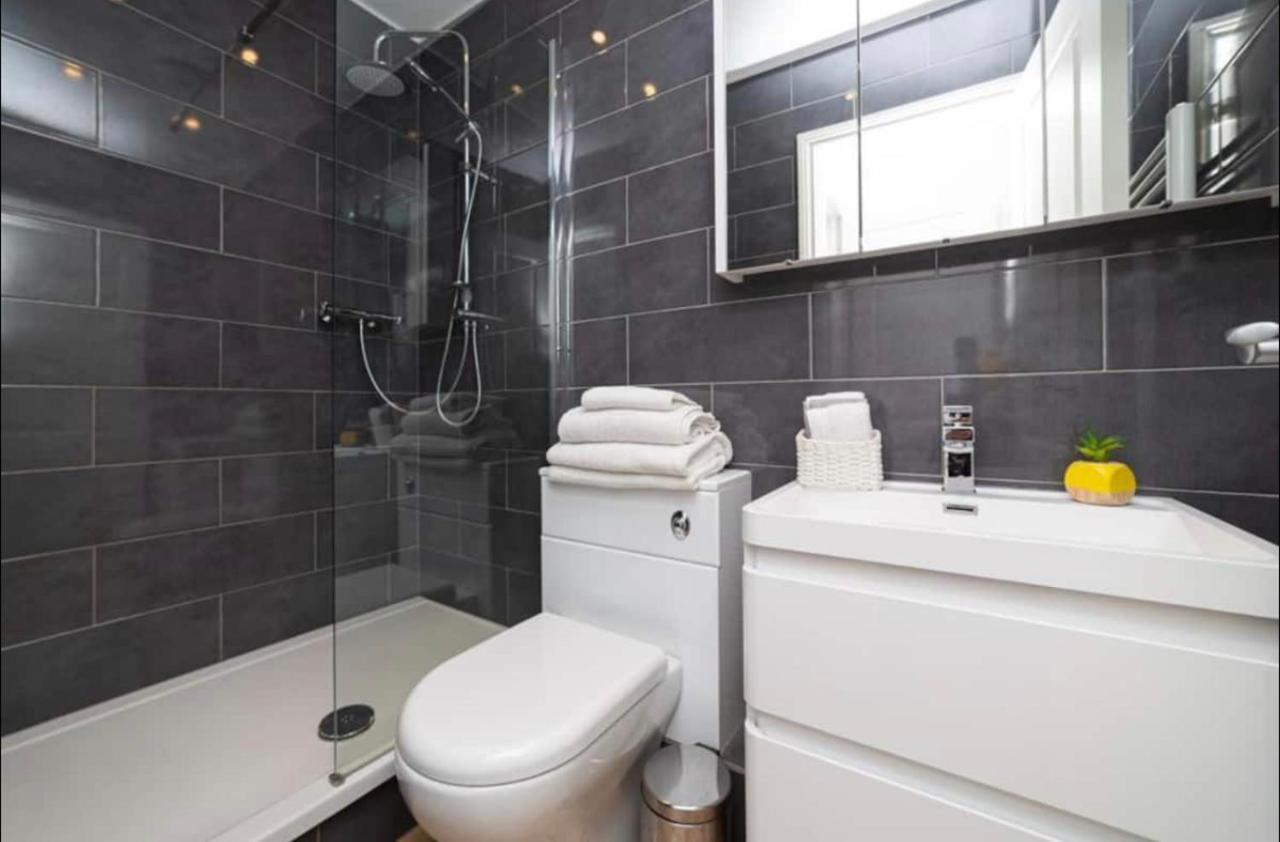Beautiful 1Bd Apartment On The King'S Road Chelsea 伦敦 外观 照片